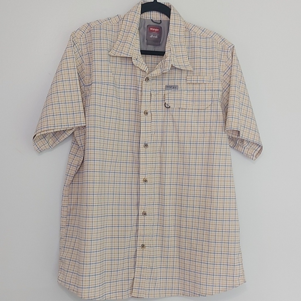 WRANGLER outdoor  XL button down Tshirt yellow